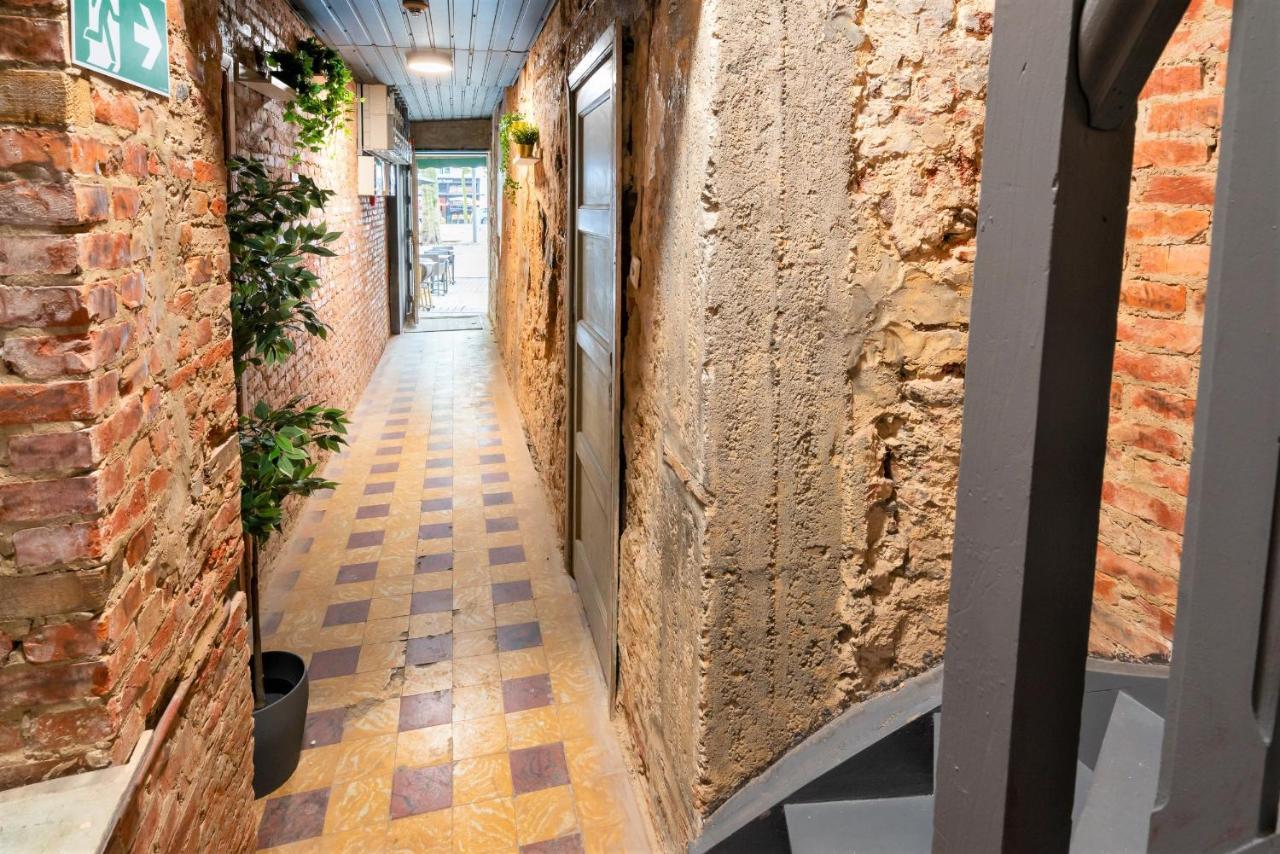 The Industrial Lodge Antwerp Exterior photo