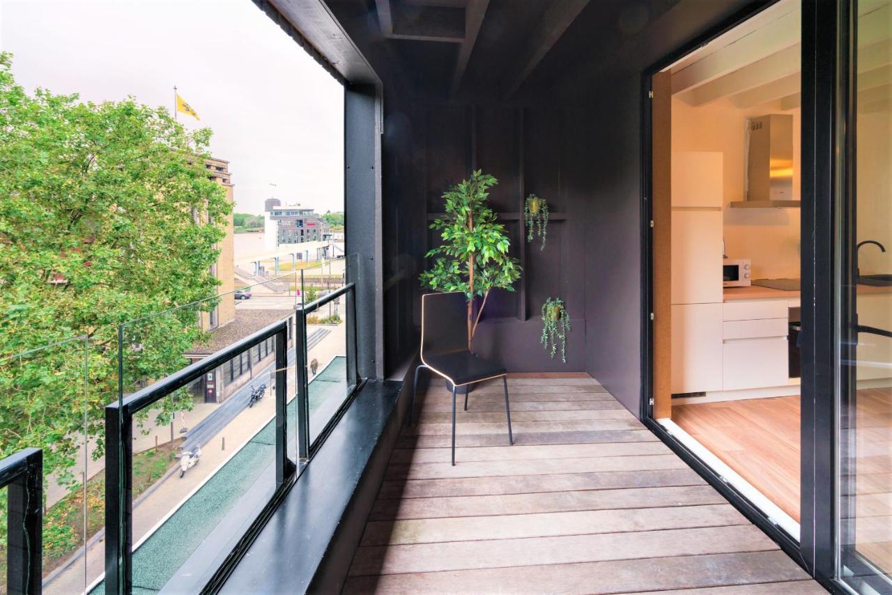 The Industrial Lodge Antwerp Exterior photo